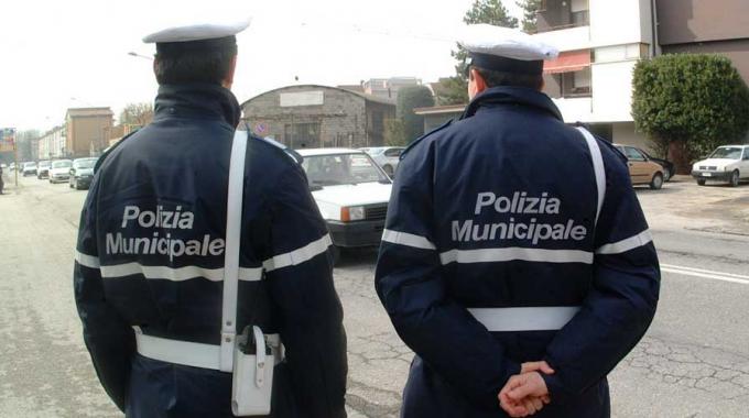 Risultati immagini per polizia municipale