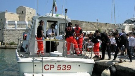 Trani – Sub 38enne muore in mare durante una battuta di pesca. Forse ha avvertito un malore