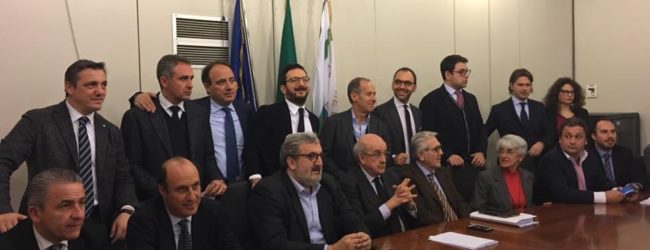 Tragedia ferroviaria – Cor: “Il presidente dell’anticorruzione parla di oggettiva corruzione. Emiliano venga in Aula a riferire invitando anche Cantone”