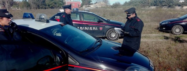 Andria – Scambia i carabinieri per corteggiatori della moglie. La gelosia tradisce un ladro di olive.