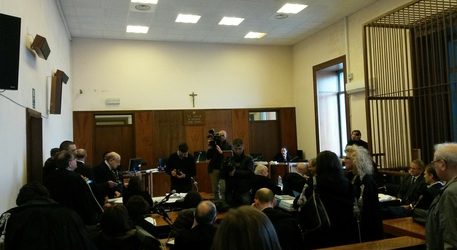 Procura di Trani. Processo rating: pm, condannare 5 imputati