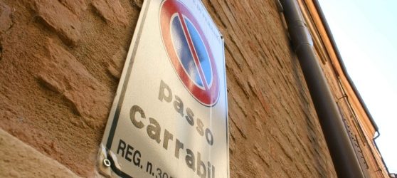 Andria – Passo carrabile: le nuove istanze da presentare all’Ufficio Mobilità