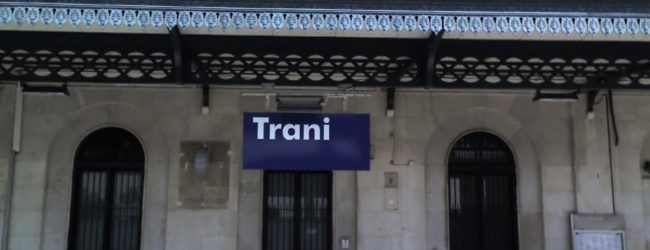 Trani – Avverte un malore e muore alla stazione