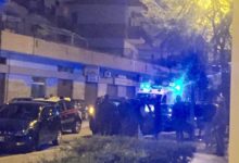 Trani – Lite in un condominio: picchiato un 73enne armato con un coltello