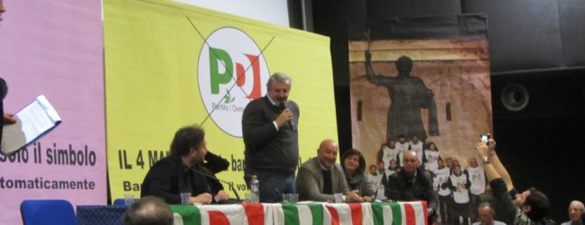 Barletta – Il PD incontra i cittadini con Emiliano. Foto e Video