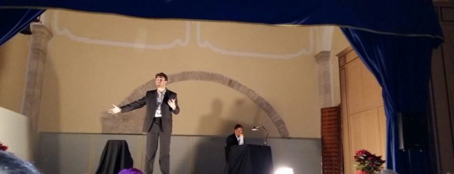 Andria – “Ha segnato Maradona”: a teatro con l’attore andriese Luigi Di Schiena