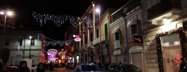 Barletta – Bombe improvvise esplodono in pieno centro. Nessuno interviene?