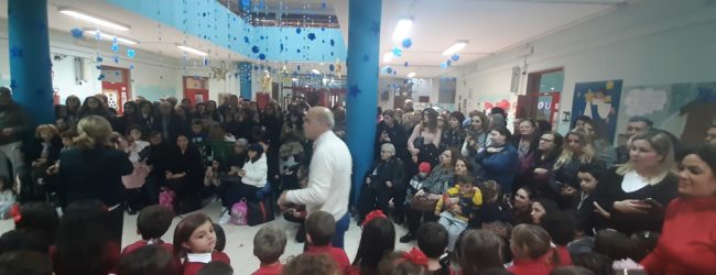 TRANI – Il mercatino della solidarietà alla scuola Beltrani. VIDEO