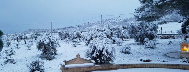 MINERVINO M. – L’incantevole borgo si sveglia innevato